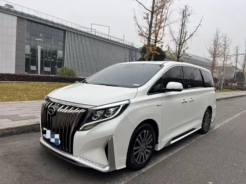 GAC Motor Trumpchi M8 — фото 1