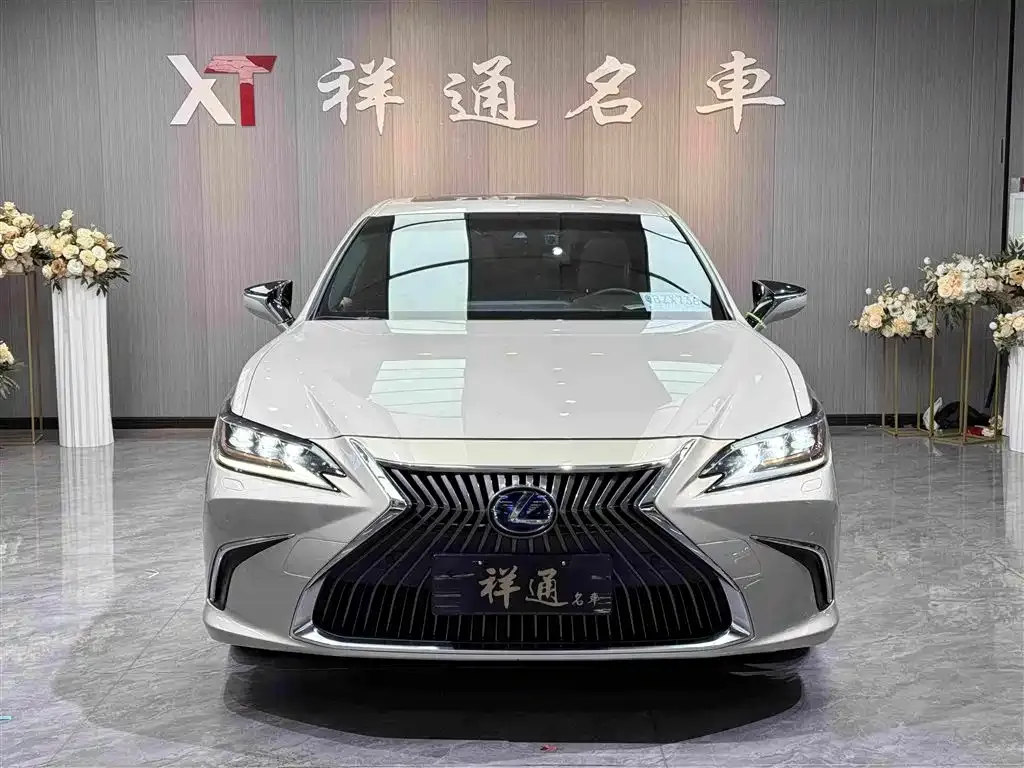 Lexus ES — фото 3