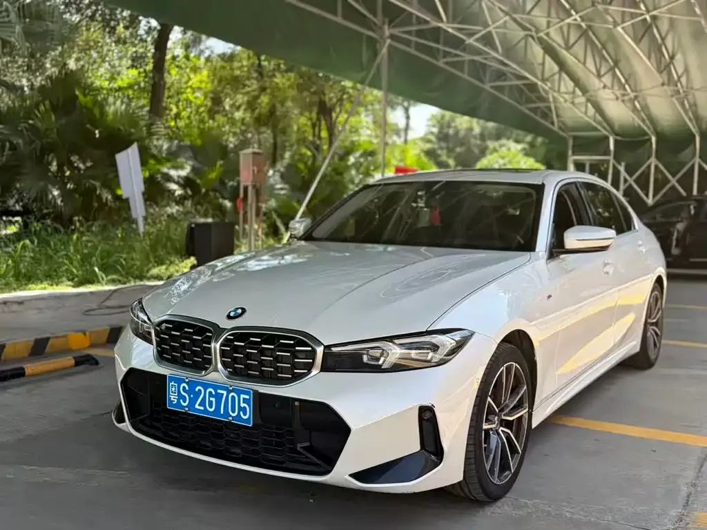 BMW 3 Series — фото 1