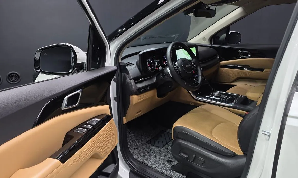 Kia Carnival 2023 из KR, фото 9