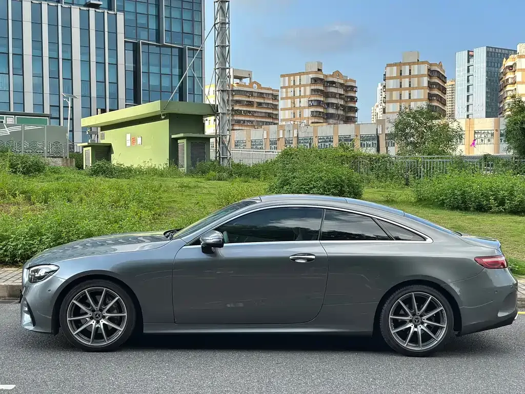 Mercedes-Benz E-Class (Import) — фото 8