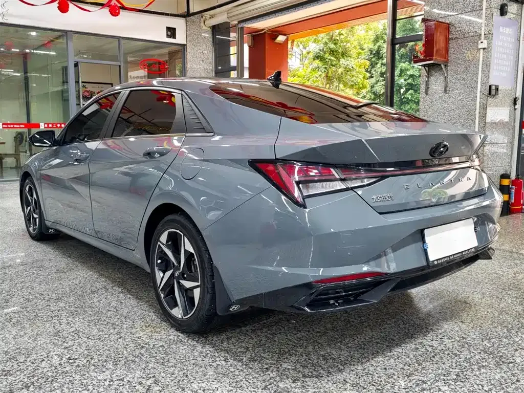 Hyundai Elantra 2023 из CN, фото 9