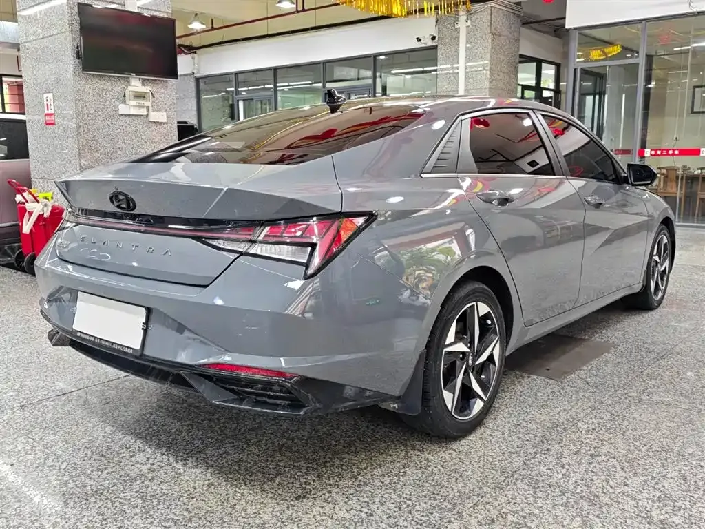 Hyundai Elantra 2023 из CN, фото 6