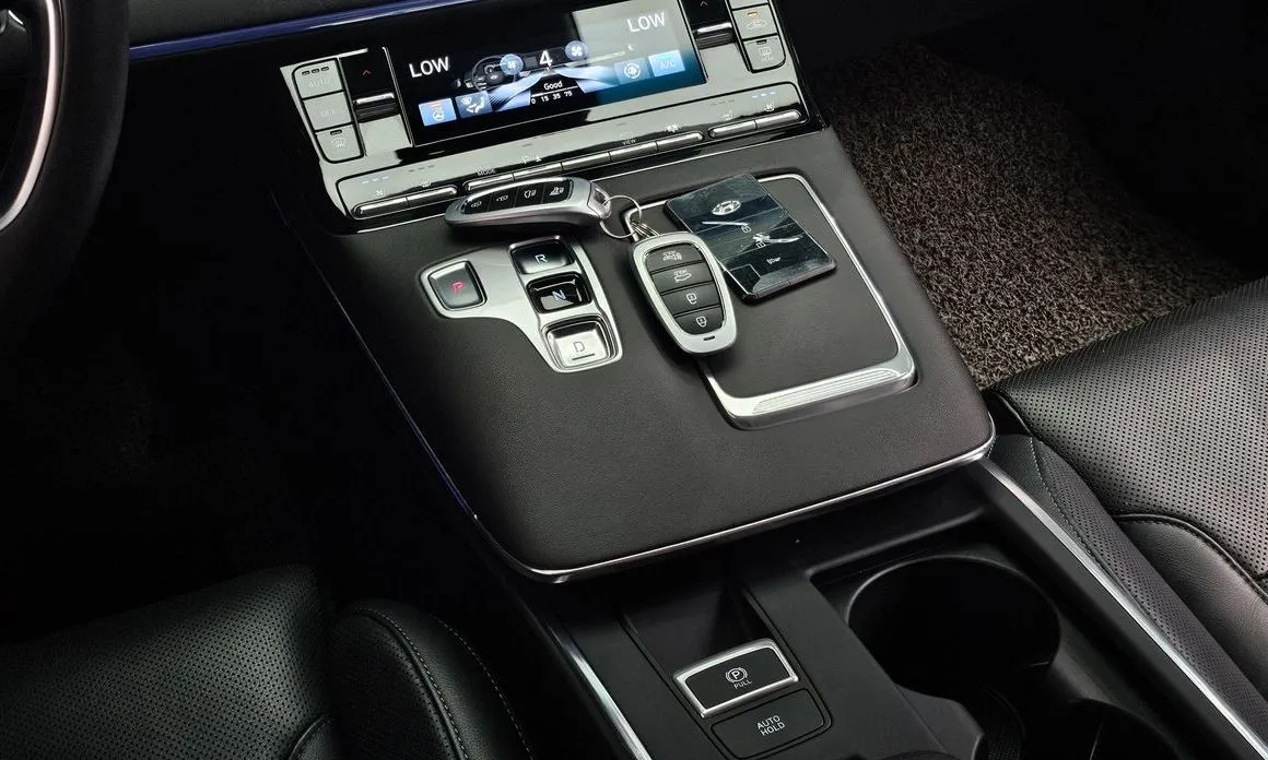 Hyundai Grandeur — фото 10