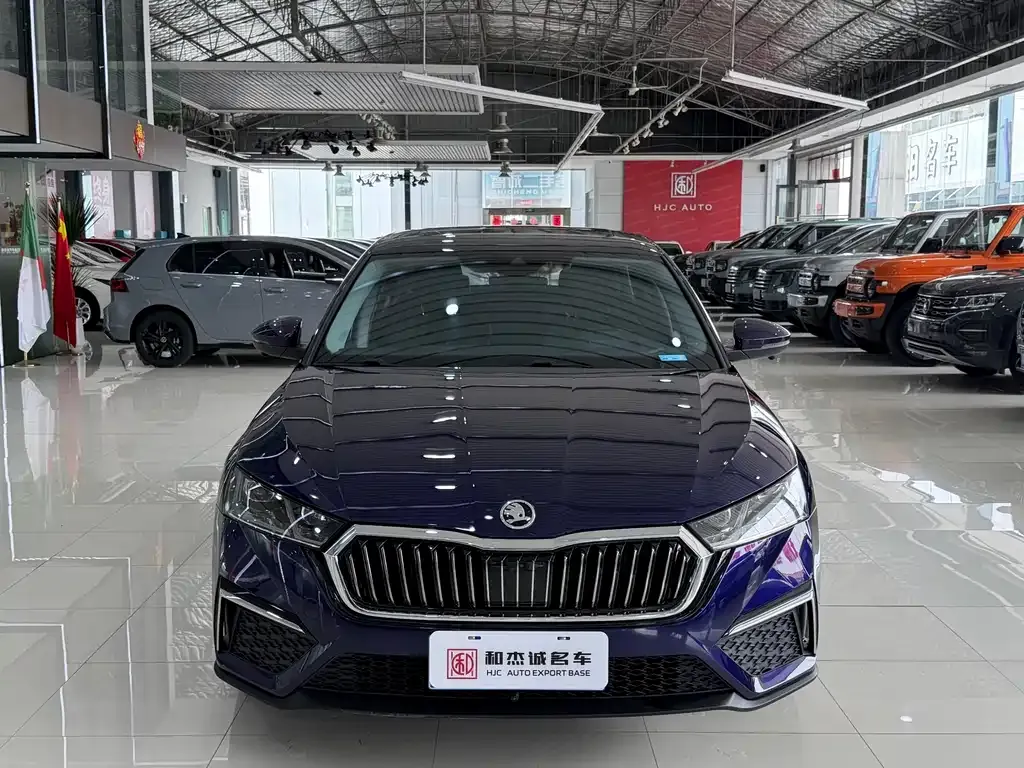 Skoda Octavia — фото 8