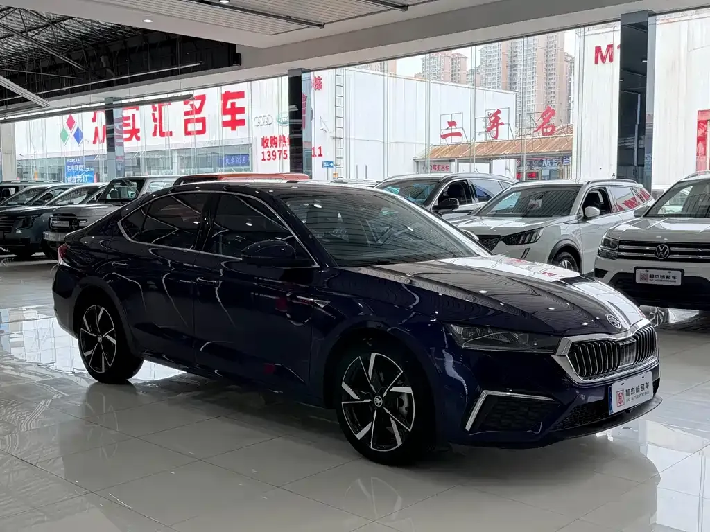 Skoda Octavia — фото 4