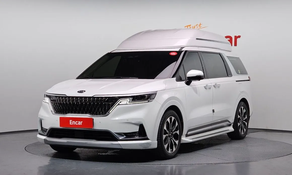 Kia Carnival — фото 1