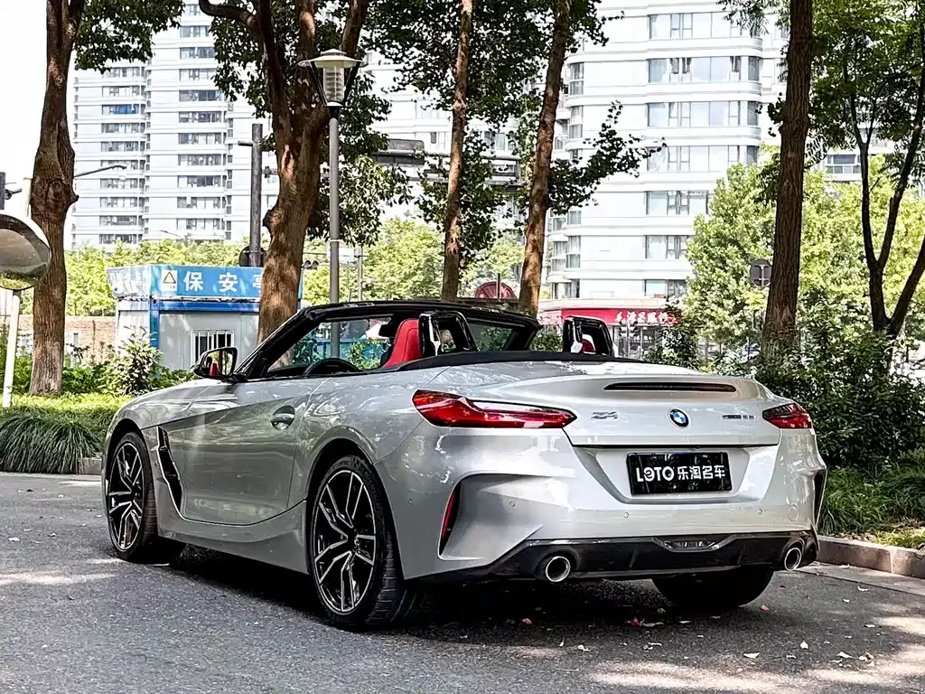 BMW Z4 — фото 10