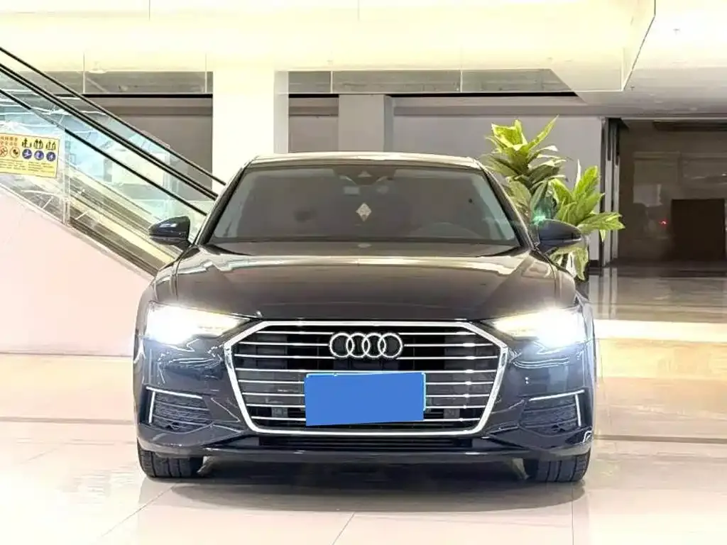 Audi A6L 2022 из CN, фото 9