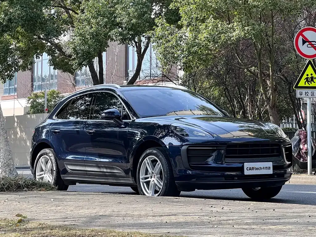 Porsche Macan — фото 10