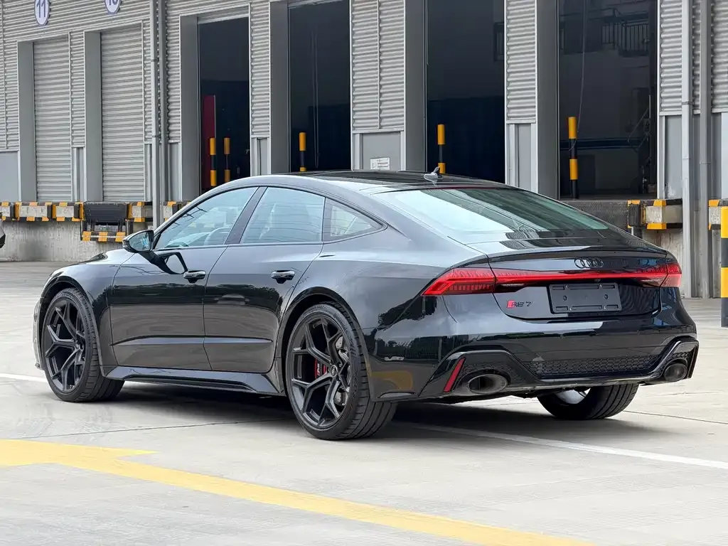 Audi RS 7 — фото 3