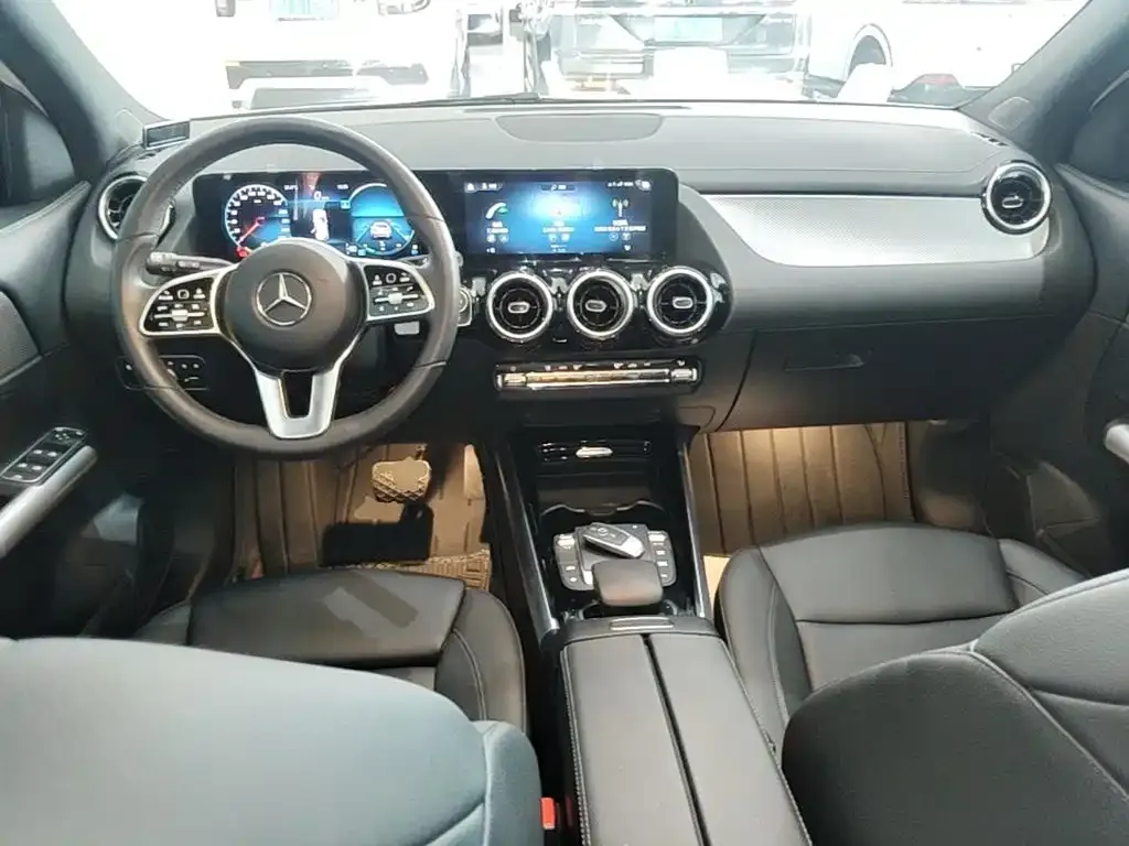 Mercedes-Benz GLA — фото 7
