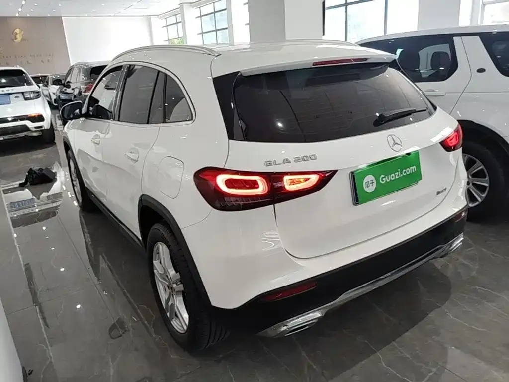 Mercedes-Benz GLA — фото 6