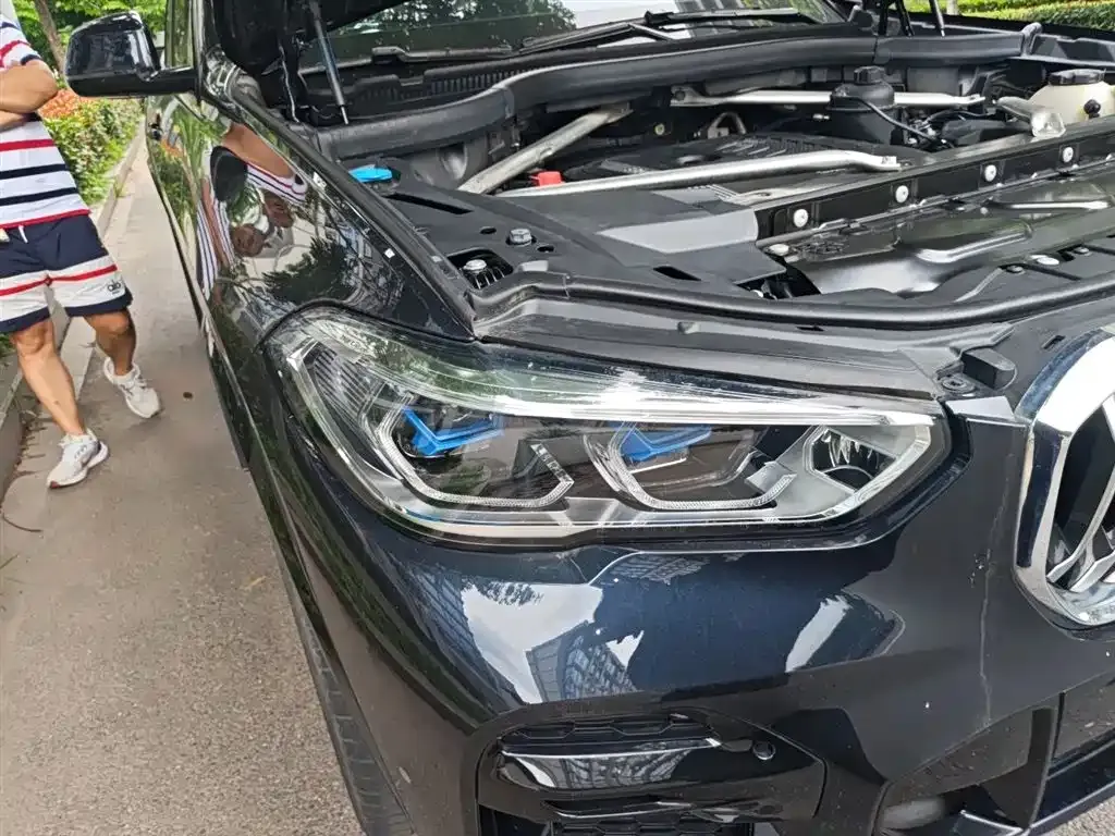 BMW X5 (Import) — фото 6