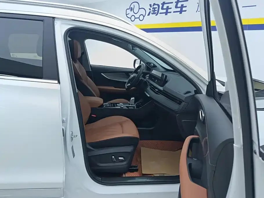 Chery Tiggo 8 PLUS — фото 10