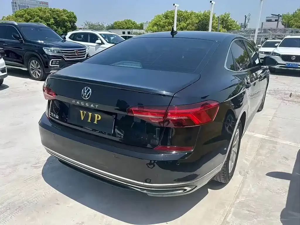Volkswagen Passat 2021 из CN, фото 3