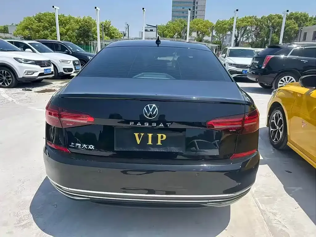 Volkswagen Passat 2021 из CN, фото 4