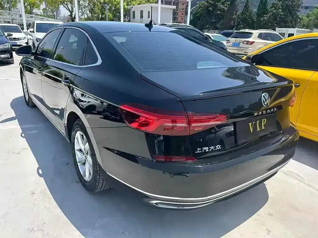 Volkswagen Passat 2021 из CN, фото 7