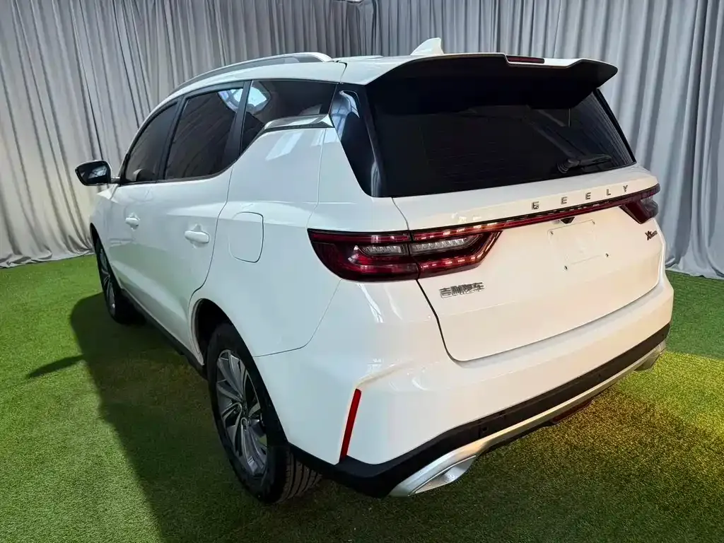 Geely Vision X6 — фото 4