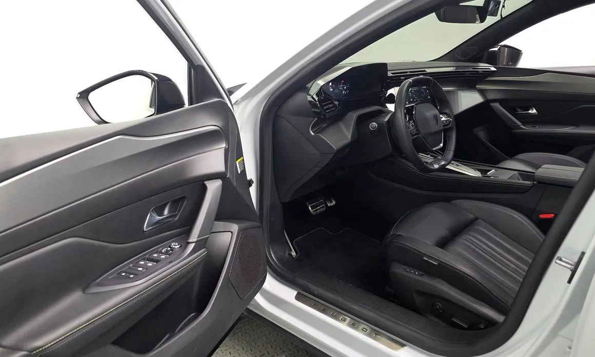 Peugeot 408 2024 из KR, фото 3