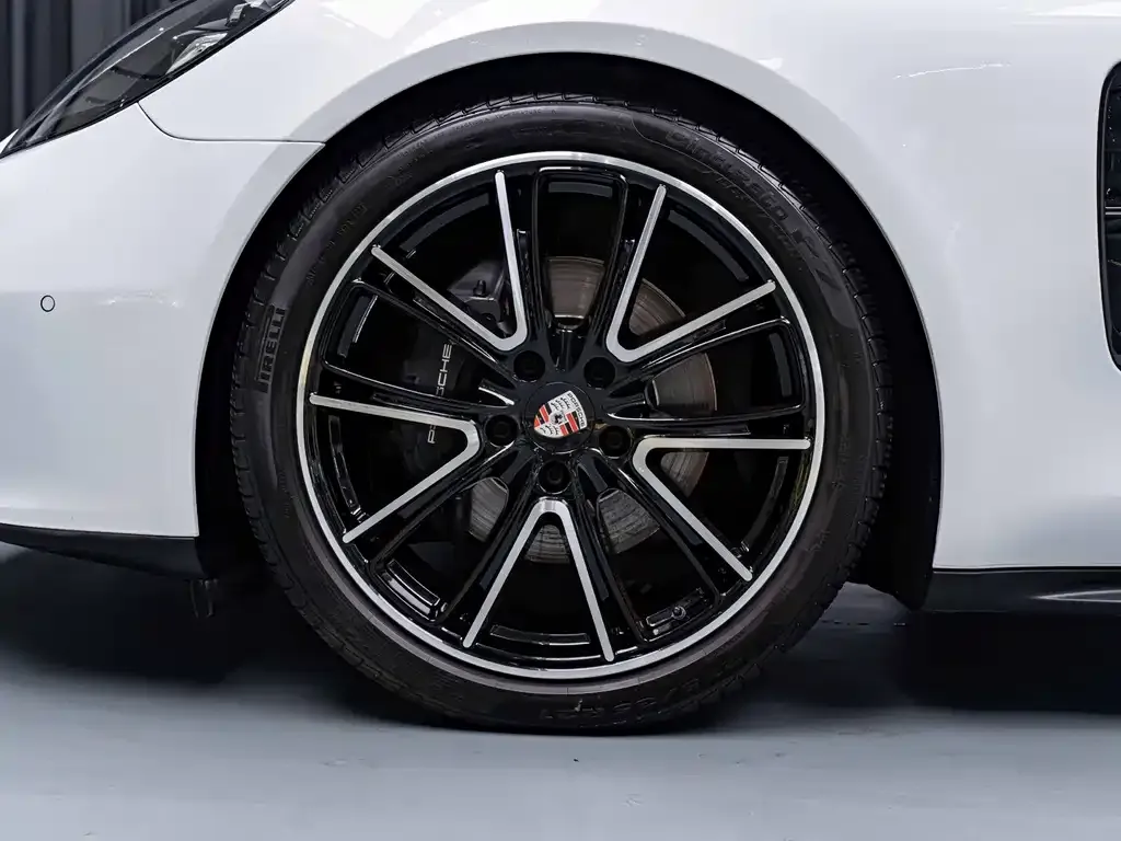 Porsche Panamera — фото 8