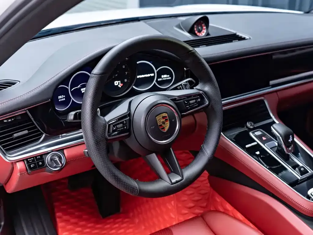 Porsche Panamera — фото 10