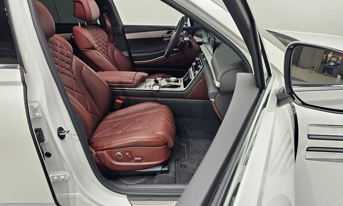 Genesis GV80 — фото 10