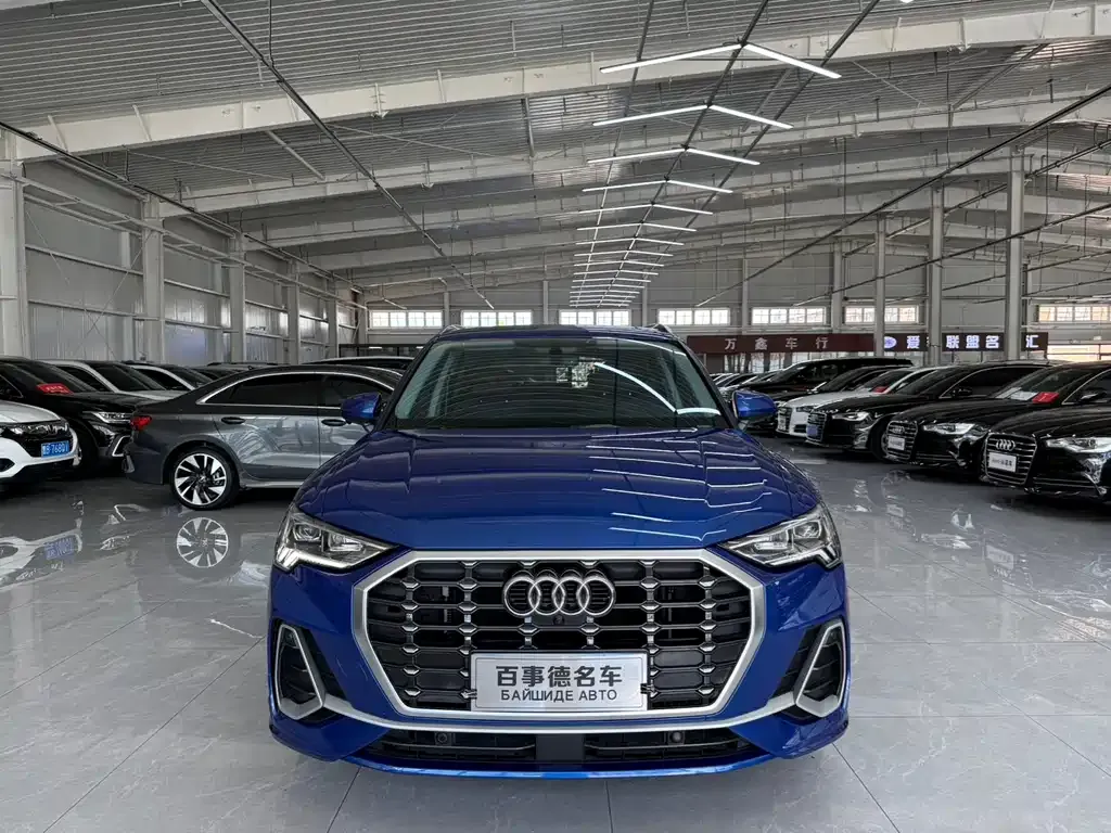 Audi Q3 — фото 7