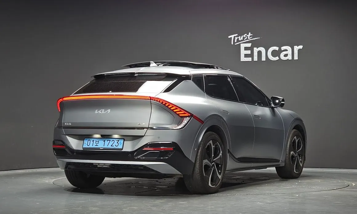 Kia EV6 — фото 7