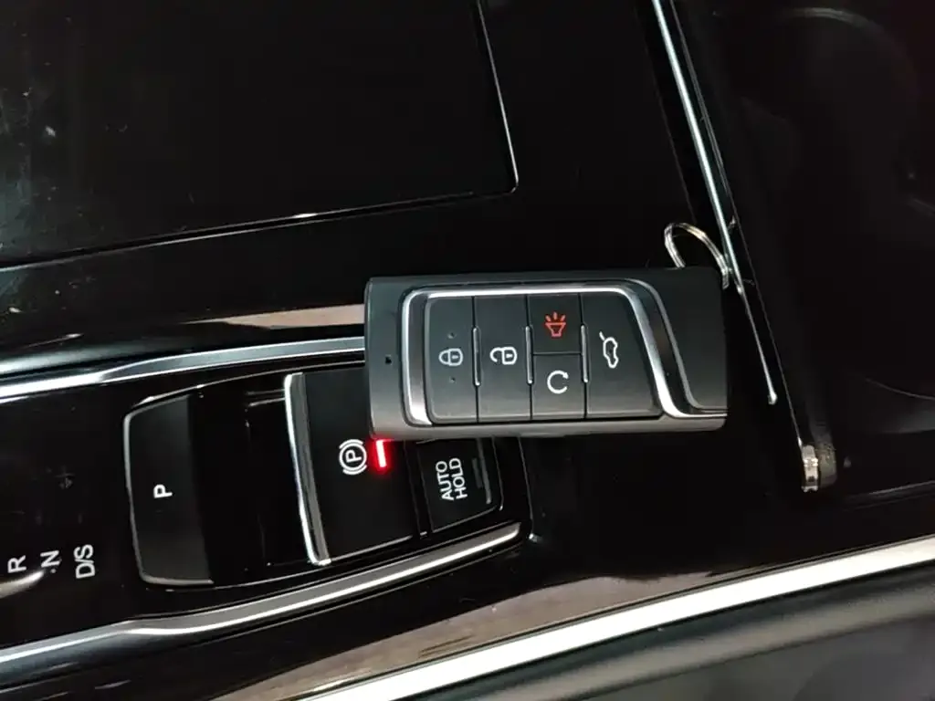 GAC Motor Trumpchi M8 — фото 2