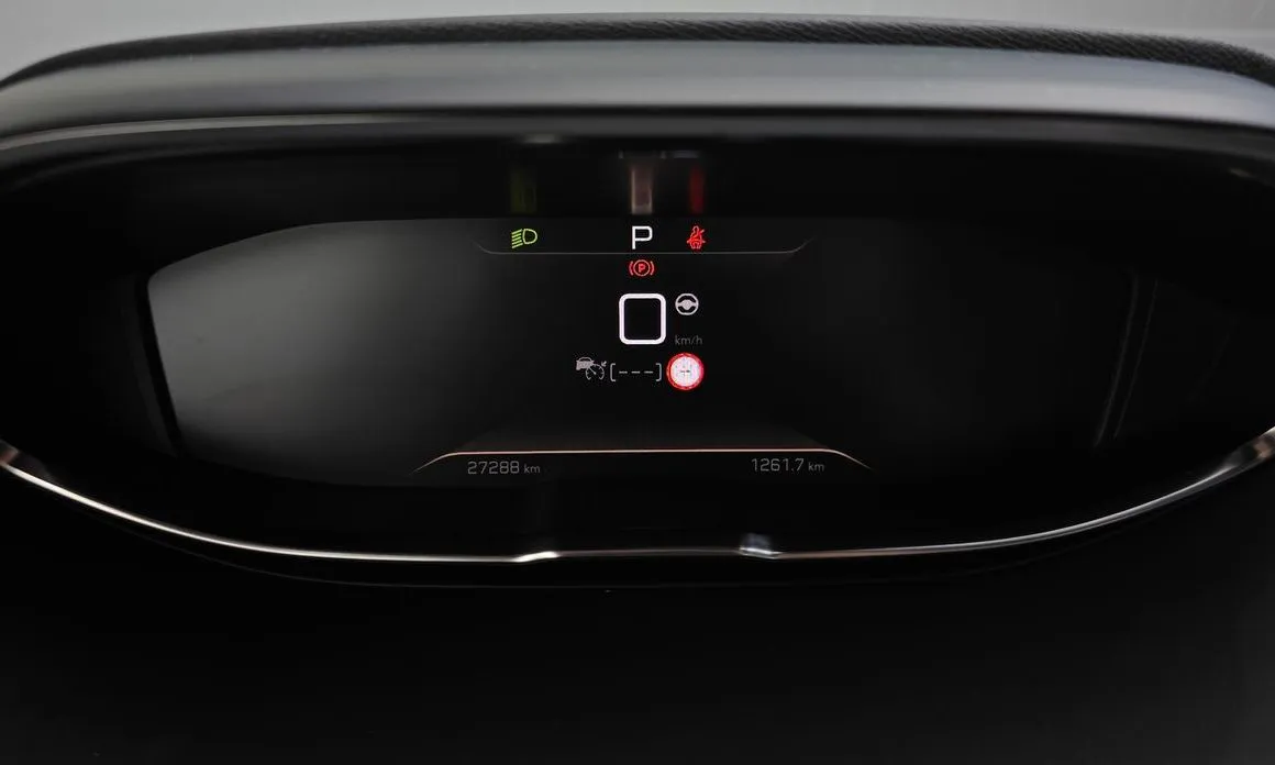 Peugeot 5008 — фото 3
