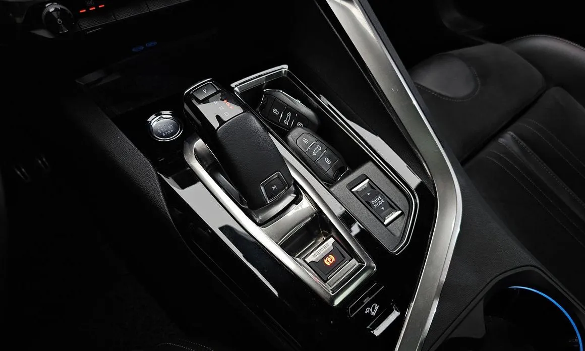 Peugeot 3008 2022 из KR, фото 2