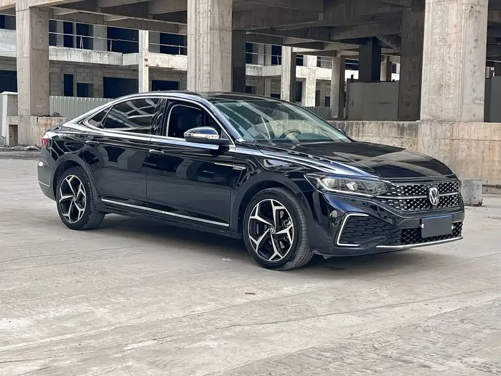 Volkswagen Passat — фото 5
