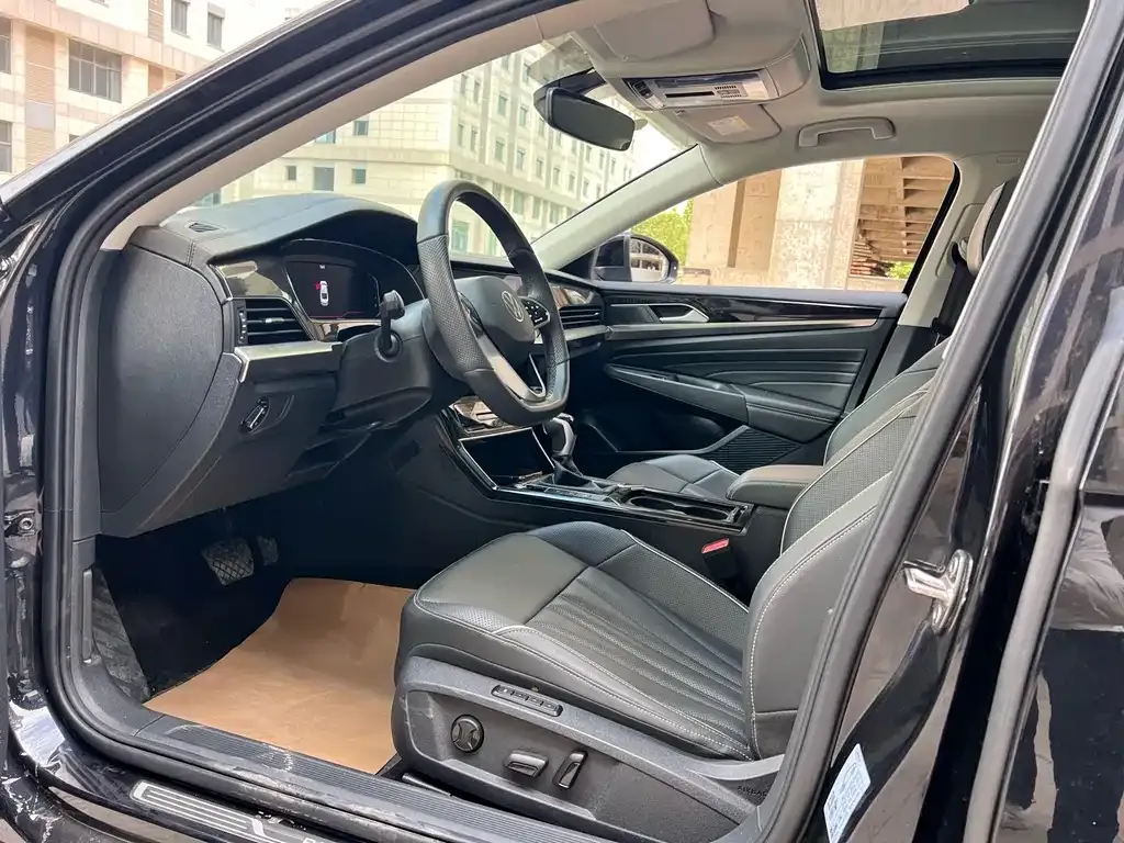 Volkswagen Passat — фото 7