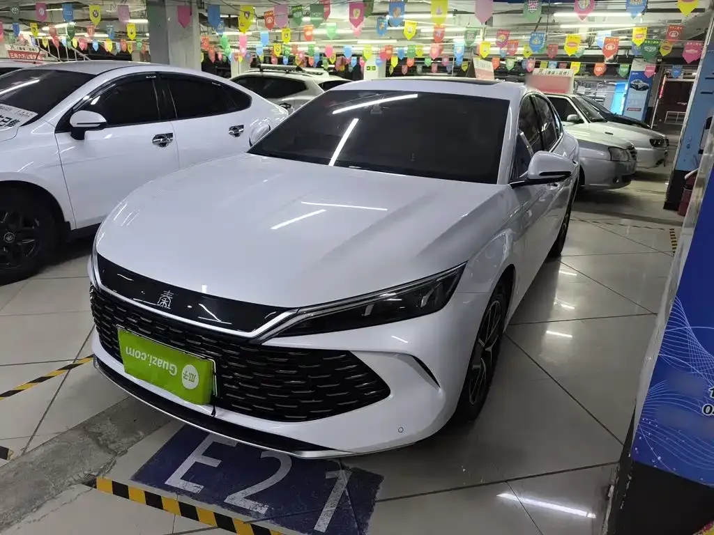 BYD Qin L — фото 1