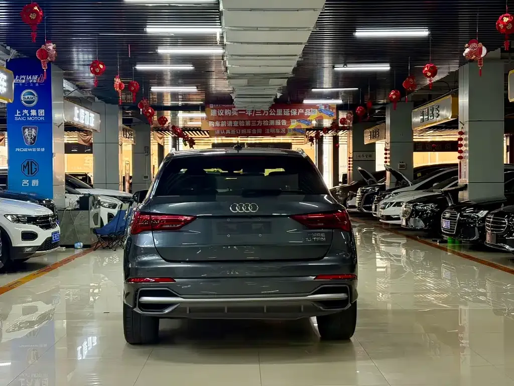 Audi Q3 — фото 8