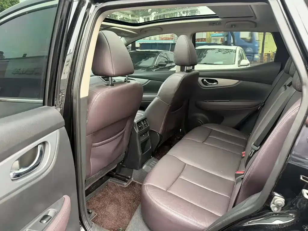 Nissan Qashqai — фото 2