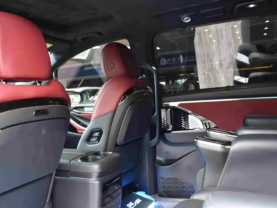 GAC Motor Trumpchi M8 — фото 3