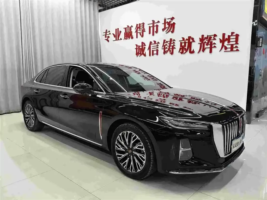 Hongqi H5 — фото 3