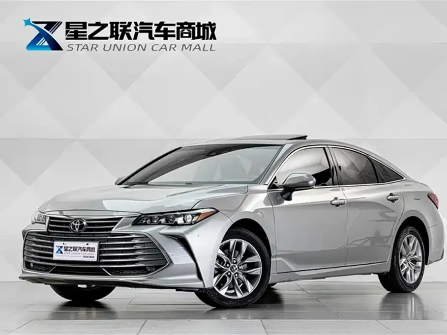 Toyota Avalon — фото 1