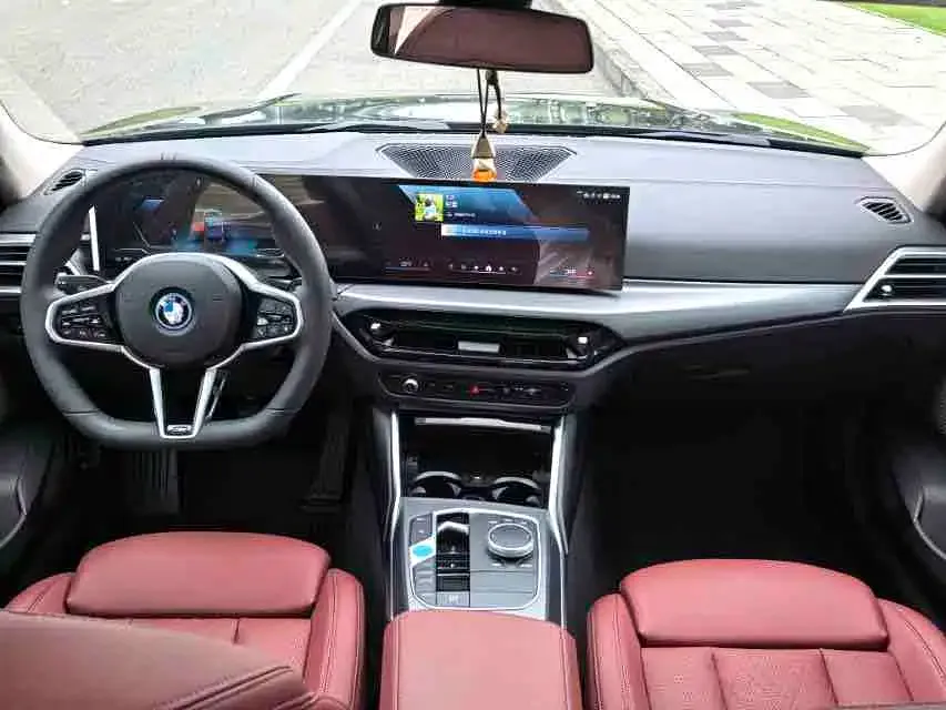 BMW i3 — фото 8
