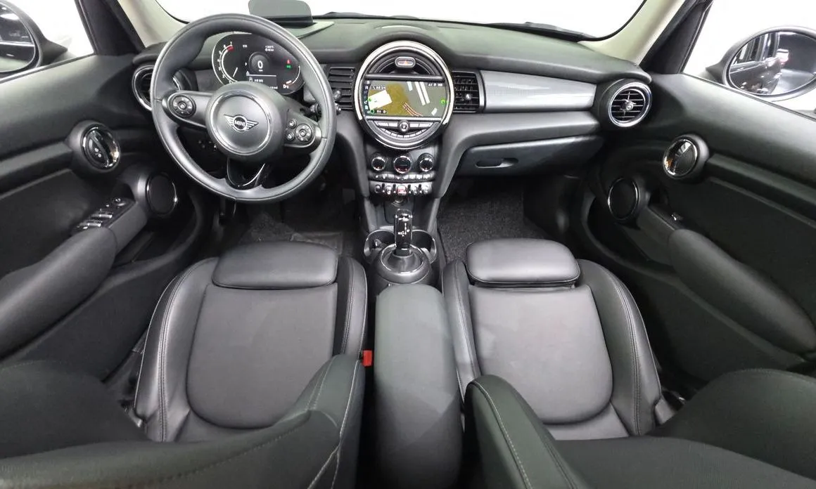 Mini Cooper 2021 из KR, фото 10