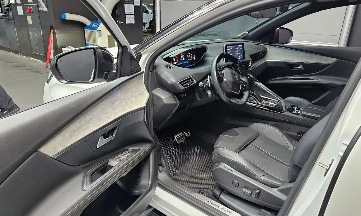 Peugeot 3008 2022 из KR, фото 9