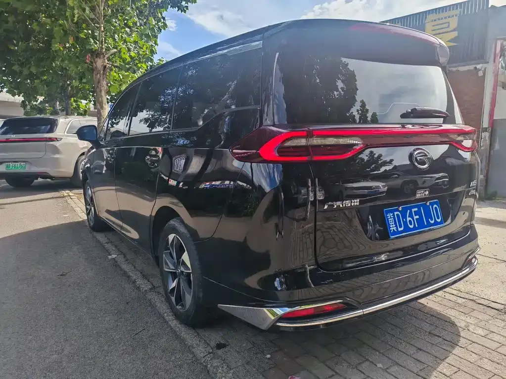 GAC Motor Trumpchi M6 — фото 9