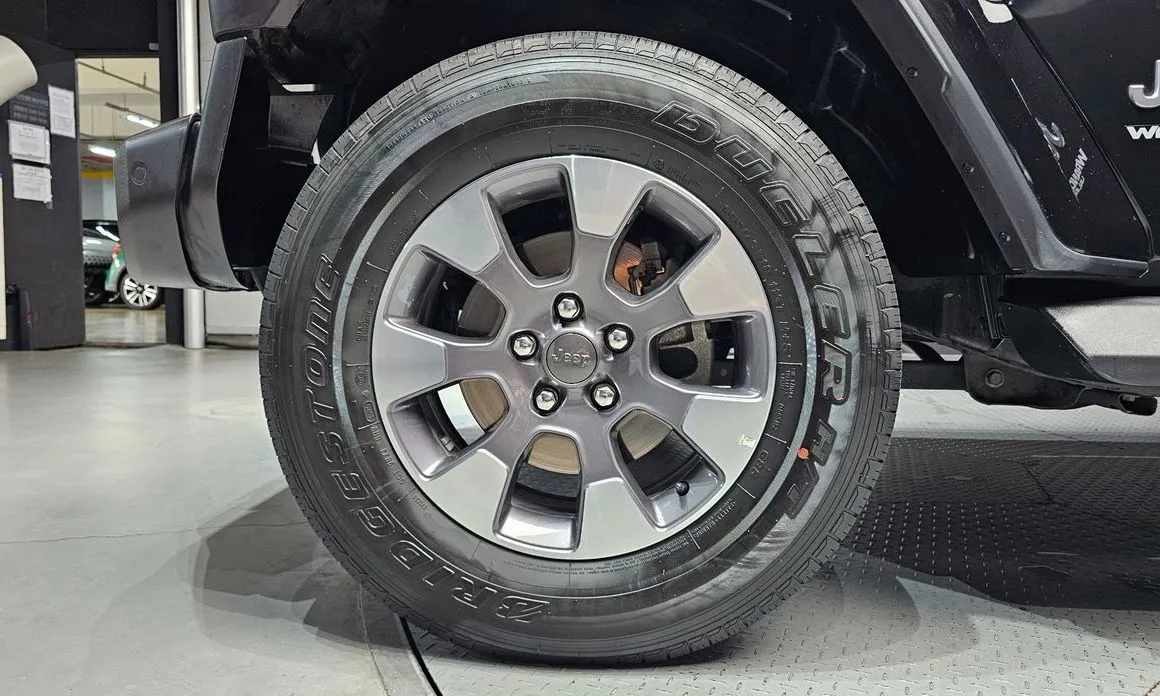 Jeep Wrangler 2021 из KR, фото 6