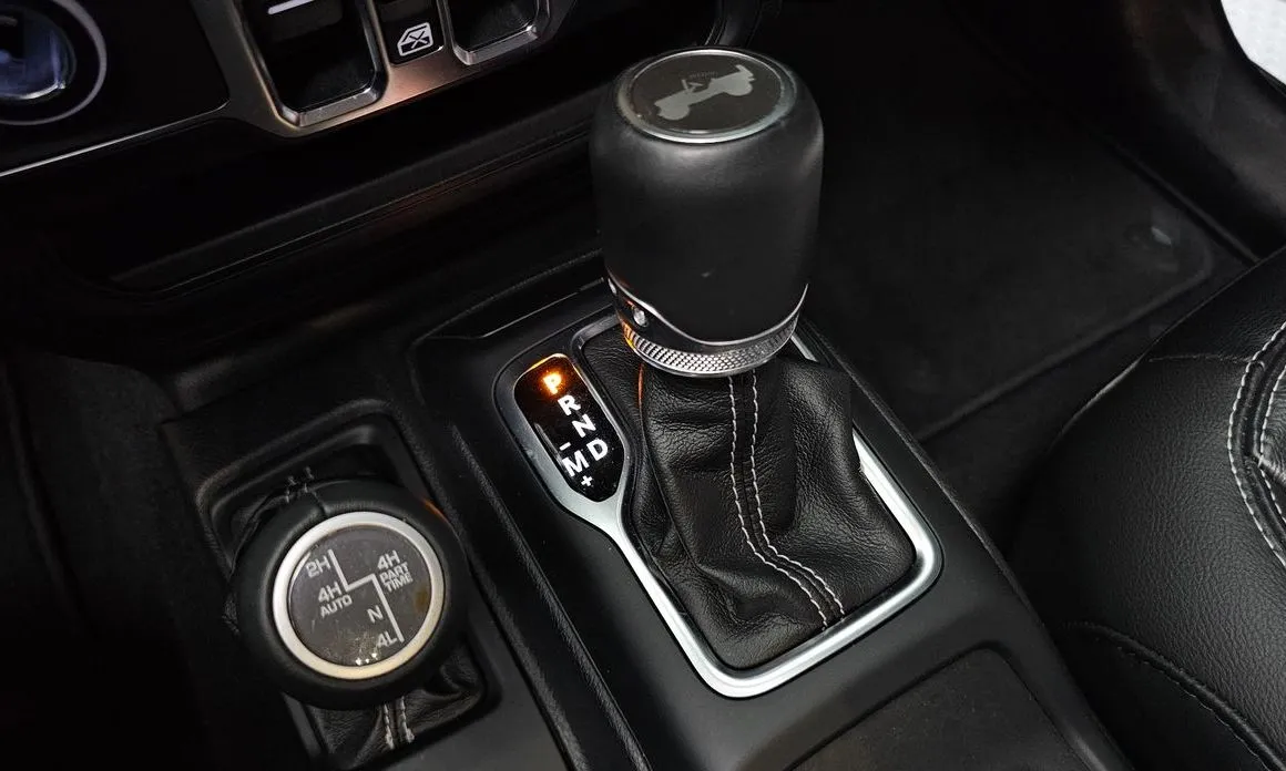 Jeep Wrangler 2021 из KR, фото 9