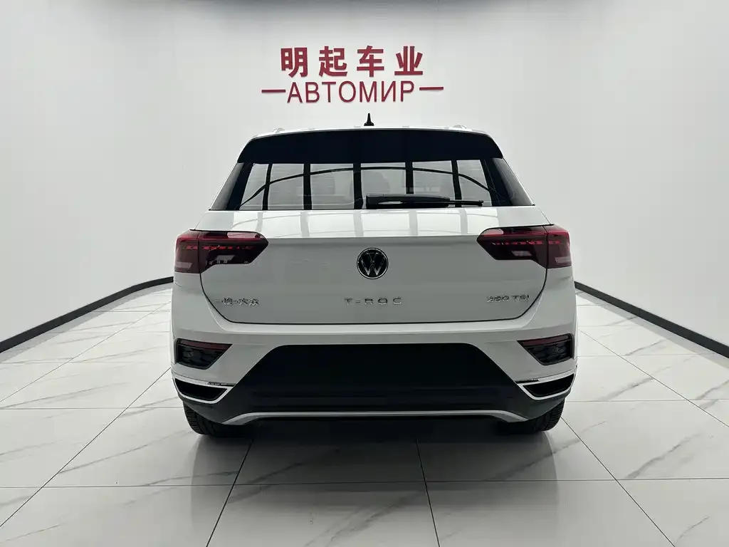 Volkswagen T-Roc — фото 4