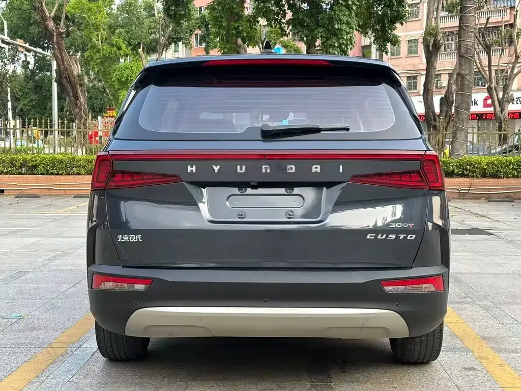 Hyundai Custo — фото 7