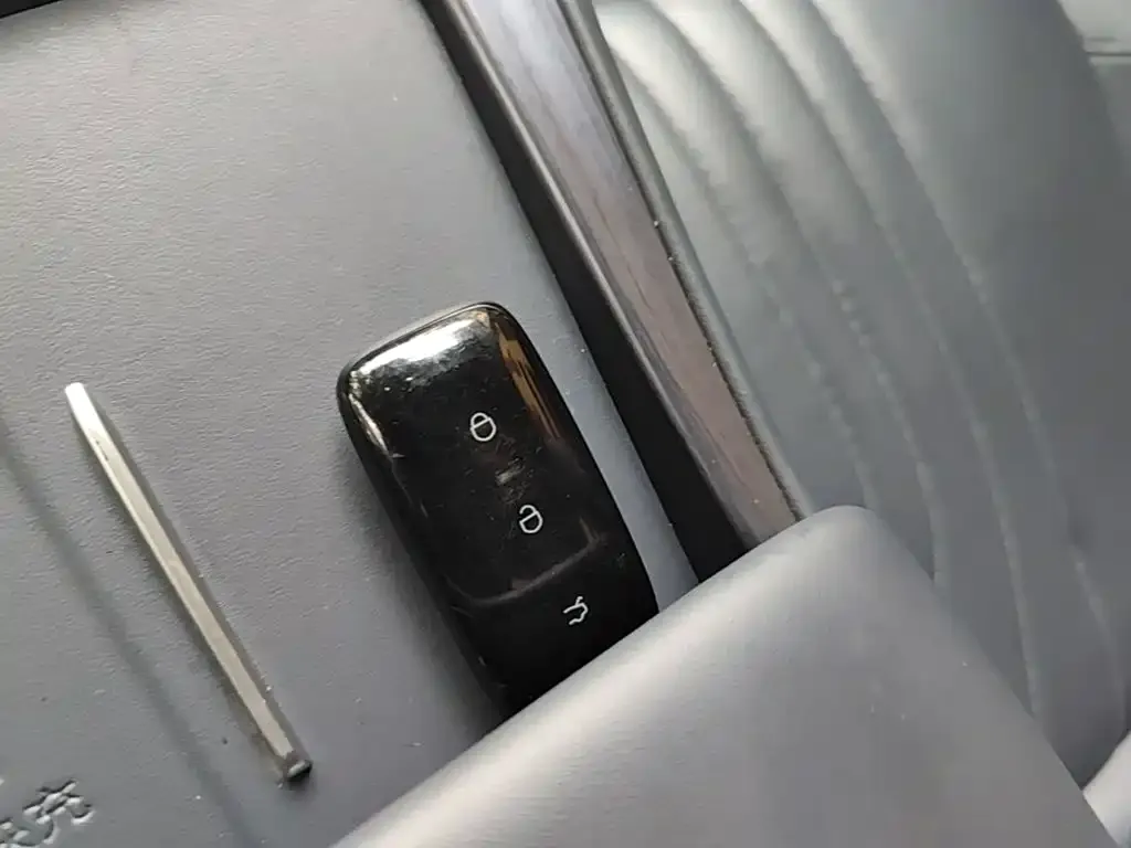 Geely Galaxy E5 — фото 2