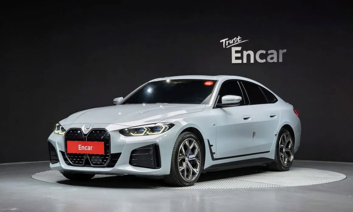BMW i4